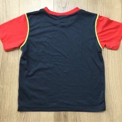 Umbro  サッカー Tシャツ　
120  青　紺赤の画像