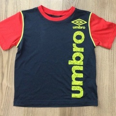 Umbro  サッカー Tシャツ　
120  青　紺赤
