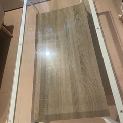 ガラステーブル