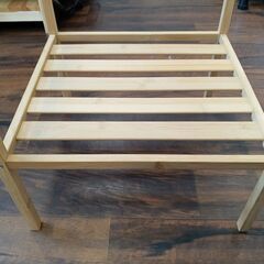 IKEA　ガラストップサイドテーブル　サイズ（約）幅３６×奥３５×高４５　　■近隣配送無料 買取GO‼　栄和店の画像