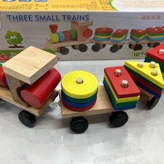 木製　積み木　汽車おもちゃ　