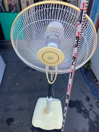 モリタ　強風も可能 大型フロア扇風機　羽直径40cm 高さ140〜114cm 羽周り洗剤清掃済み