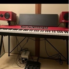 クリスマスセール　10000円引き 美品 Nord piano4...