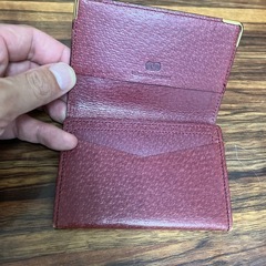 I2407-843 valentino garavani カードケース バーガンディ キズ汚れ有りの画像