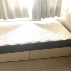 シングルベッド