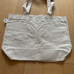 [新品]シンプルかわいい　ミッフィ　ベージュトートバッグ　エコバッグの画像