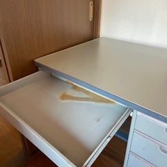 スチールデスク　の画像