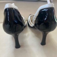 パンプス　未使用品の画像