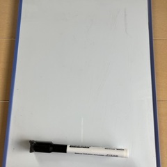 ナカバヤシの小さいホワイトボード（ペン付き）