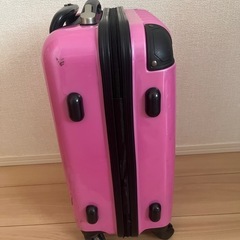 キャリケースの画像