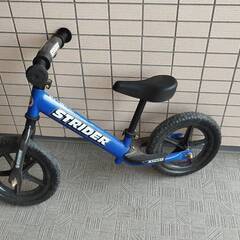 ストライダー　青　直接引き取りのみ