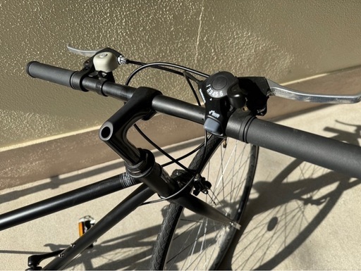 美品　黒クロスバイク　自転車