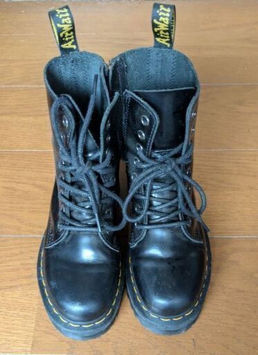 DR. MARTENS JADON 8ホールブーツ