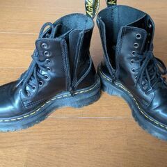 DR. MARTENS JADON 8ホールブーツの画像