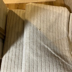 3畳ラグ 2枚の画像