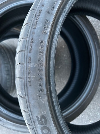 夏タイヤ　MINERVA    F205    245/35ZR-20   中古