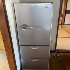 引き取り先決まりました★クリーニング済み★冷凍冷蔵庫　容量255...