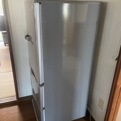 引き取り先決まりました★クリーニング済み★冷凍冷蔵庫　容量255L SANYOの画像