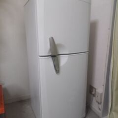 ０円　あげます　冷蔵庫　三菱製　2006年製　136L　2ドア