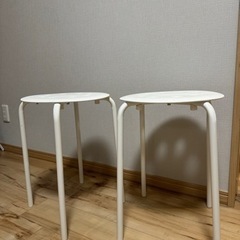 【0円】椅子二脚セット！の画像