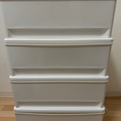 ニトリ　プラスチックチェスト　4段