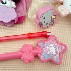 ハッピーセット　キティ　リカちゃん　クロミちゃん　おもちゃの画像