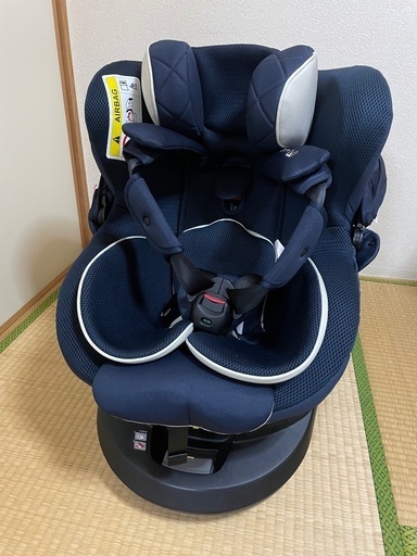【お譲り先決定】チャイルドシート　エールべべ　クルット6i グランス　ネイビー　ISOFIX