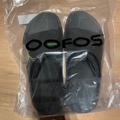 新品OOFOS ウーフォス Ooahh ウーアー サンダル