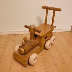 木製おもちゃ　押し車　汽車ぽっぽ