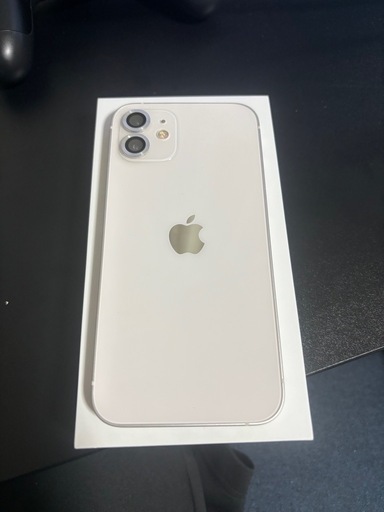 取り引き決定しました。※期間限定※iPhone12(128GB)美品。おまけ付き