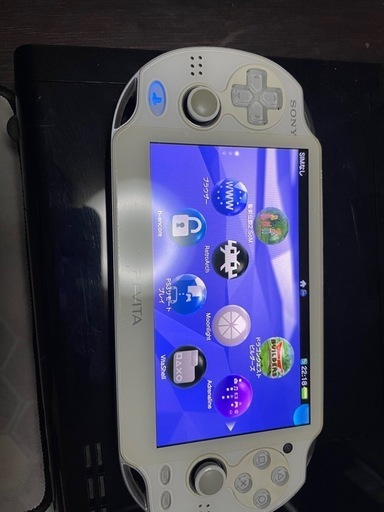 【受渡し予定者決定】PS-Vita本体とゲームソフト9本セット