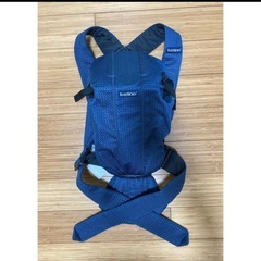 ベビービョルンミニ　ネイビーの画像