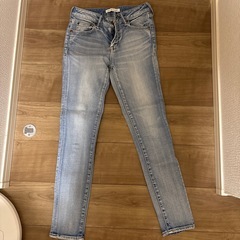 AZUL by moussy スキニーデニム