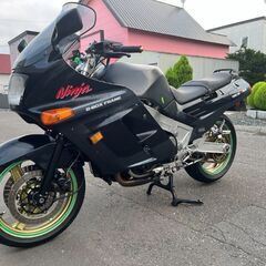 ZX10　逆輸入？