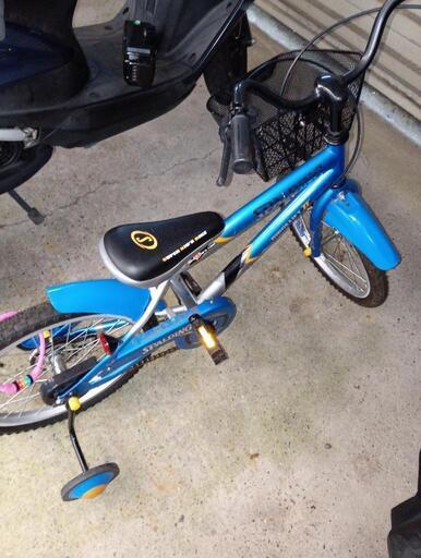 美品　子供用自転車です 補助輪付きです