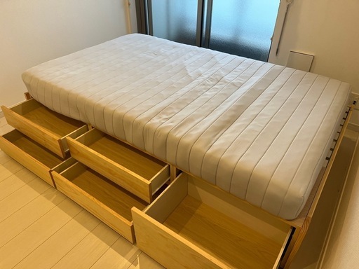 セミダブルベッド　収納付き　