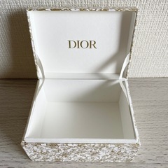☆お値引可能☆【新品未使用品】Dior  ノベルティ 2023ホリデー限定ジュエリーボックス  プラチナ会員限定品 の画像