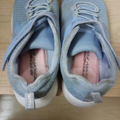 SKECHERSシューズ22.0cmの画像