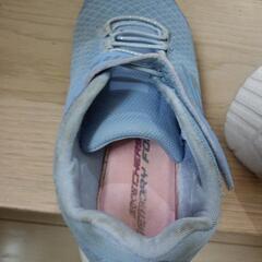 SKECHERSシューズ22.0cmの画像