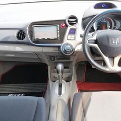 経済的なスポーツカー（〃｀ 3′〃）の画像