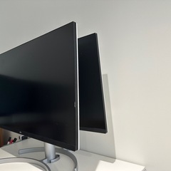 パソコンのモニターの画像