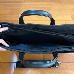 ビジネスバッグの画像