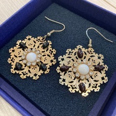 ピアス