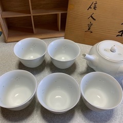 【新品未使用】有田焼　信人窯　急須　湯呑み5客
セットの画像