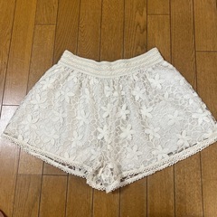 値下げ‼️ウエストゴム‼️LLサイズ刺繍ショートパンツ