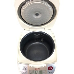 TIGER タイガー JBG-B100 マイコン 炊飯ジャー アーバンホワイト WU 1.0l 5.5号炊き 炊飯器 100V 中古 生活家電 調理 機器 炊き立て 動作品の画像