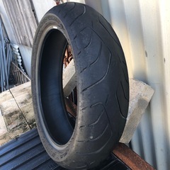 バイクタイヤの画像