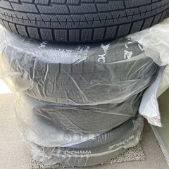 215/60R17 スタッドレスタイヤ最終値下げ