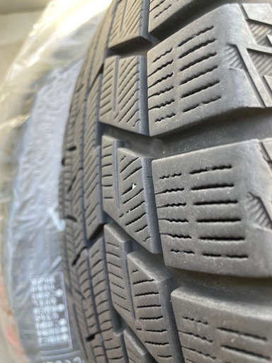 215/60R17 スタッドレスタイヤ最終値下げ