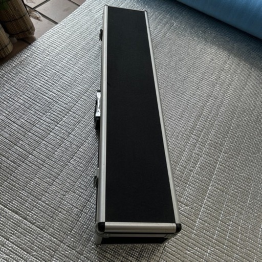 敦煌牌 上海民族楽器　二胡 蛇皮 弦楽器  ハードケース付　 弓　馬毛　精制琴弓